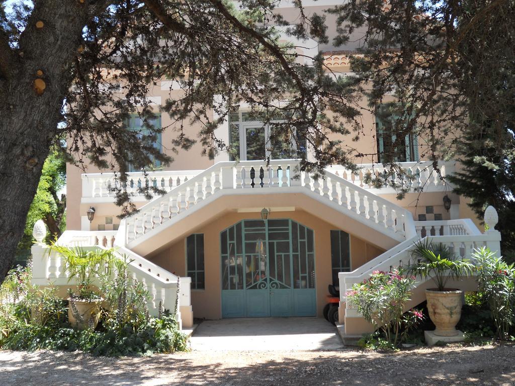 Villa Hanna Combas  Extérieur photo